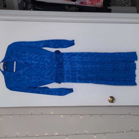 nilani Dresses & Skirts - Vintage 80s 90s cobalt blue shimmer paisley button down pleated dress w belt